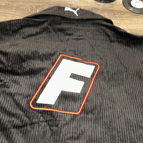 PUMA Ferrari Race Garage Crew Race Suit - Picture 13 of 13